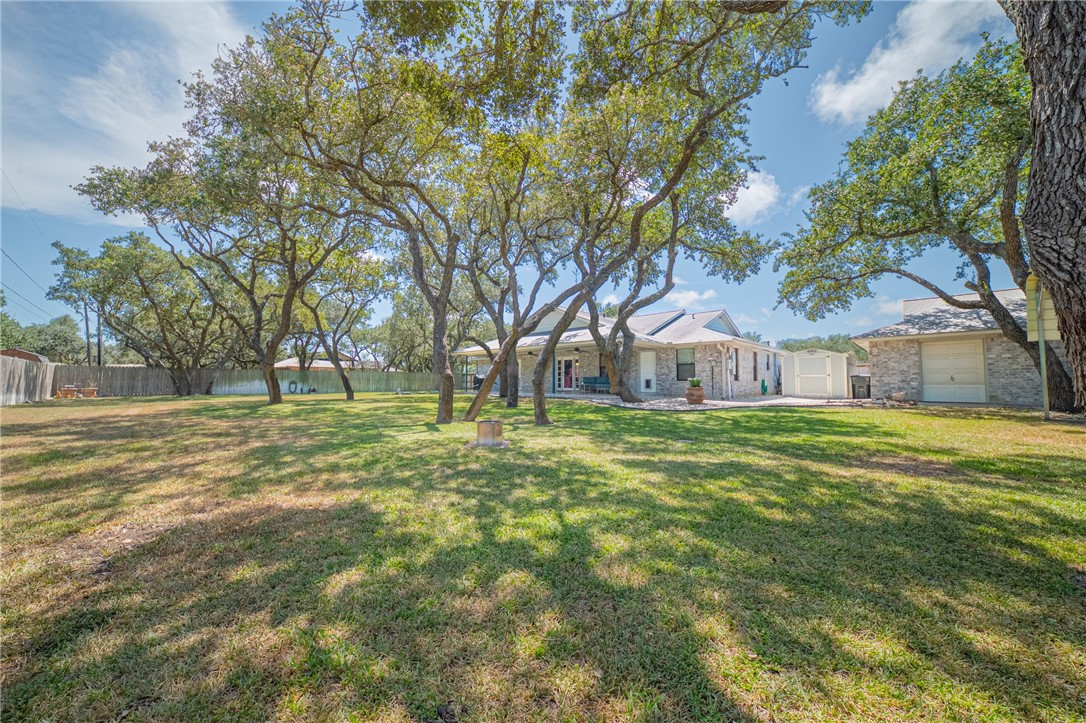 750 Redwood Avenue Rockport TX 78382