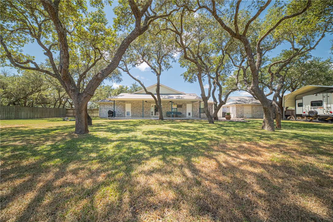 750 Redwood Avenue Rockport TX 78382