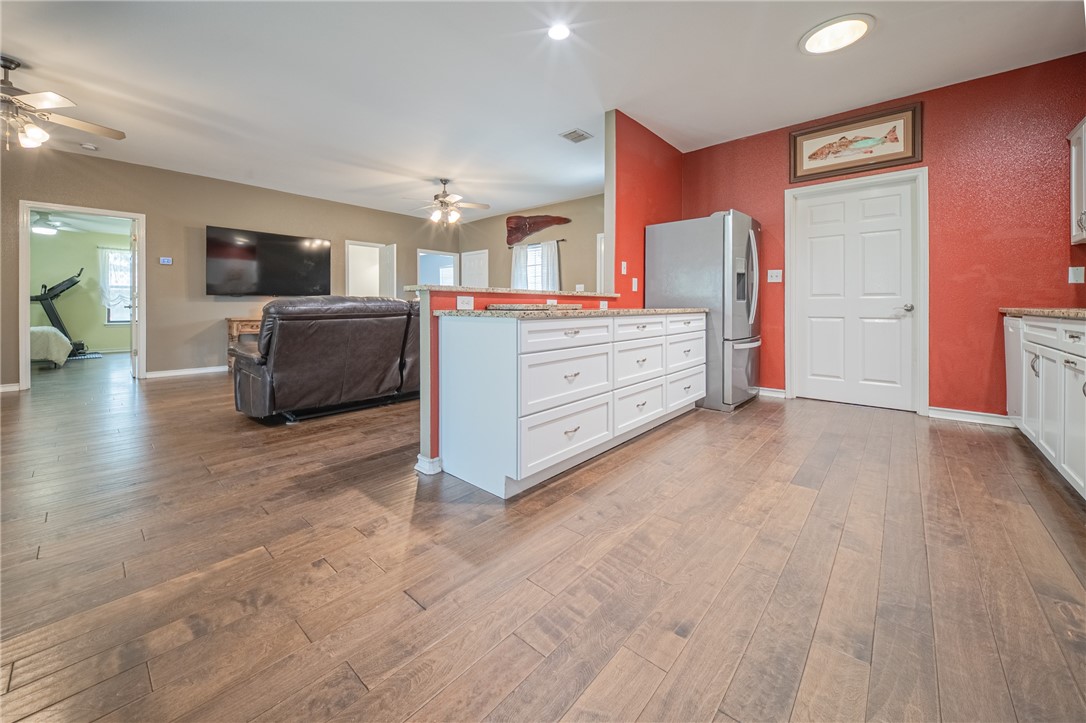 750 Redwood Avenue Rockport TX 78382