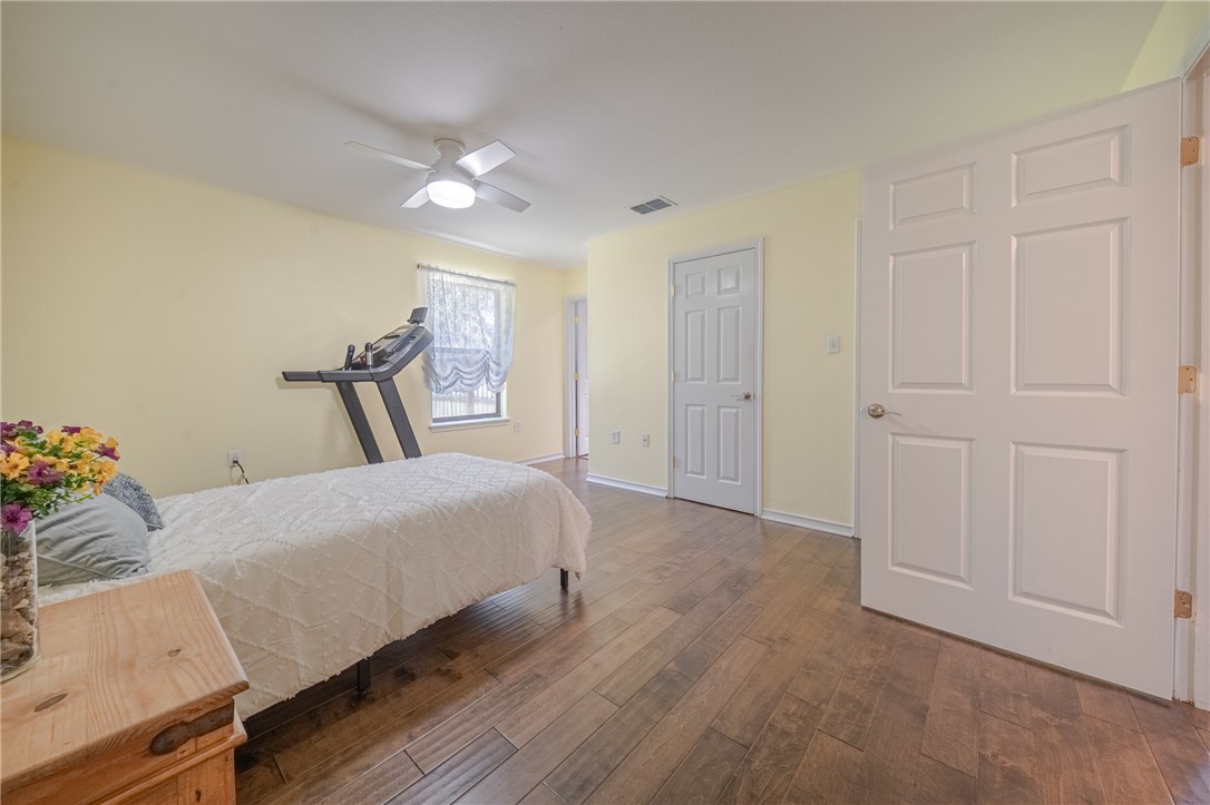 750 Redwood Avenue Rockport TX 78382