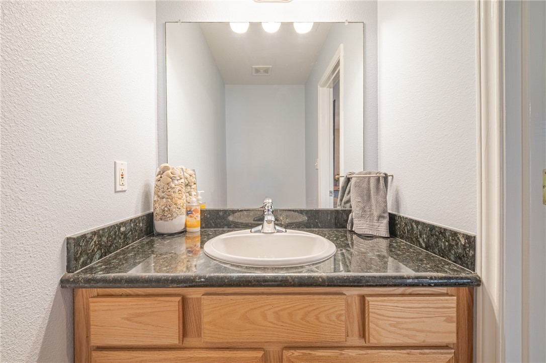 750 Redwood Avenue Rockport TX 78382