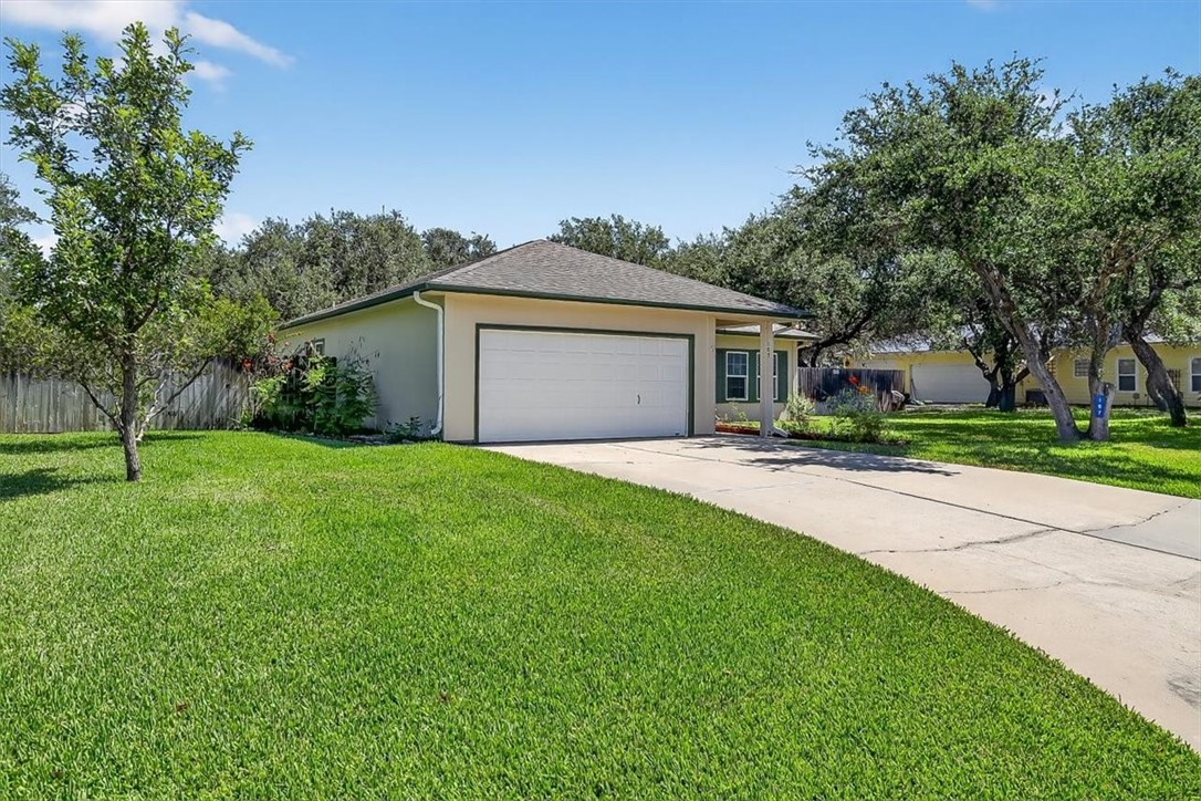 107 S Sierra Woods Drive Rockport TX 78382