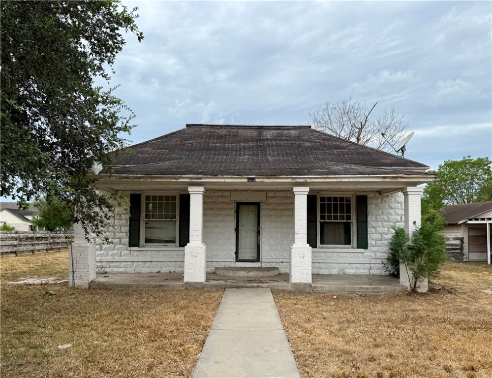 503 N 2nd Street Kingsville TX 78363