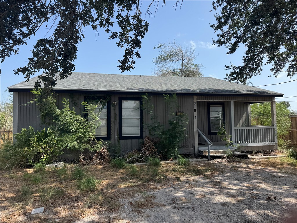 718 Webb Street Corpus Christi TX 78418