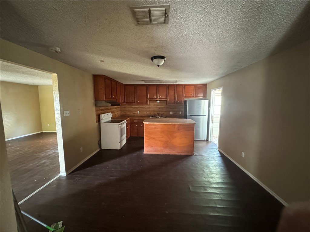 718 Webb Street Corpus Christi TX 78418