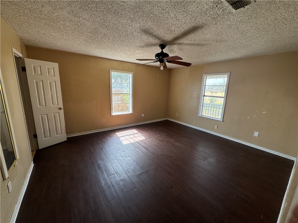 718 Webb Street Corpus Christi TX 78418