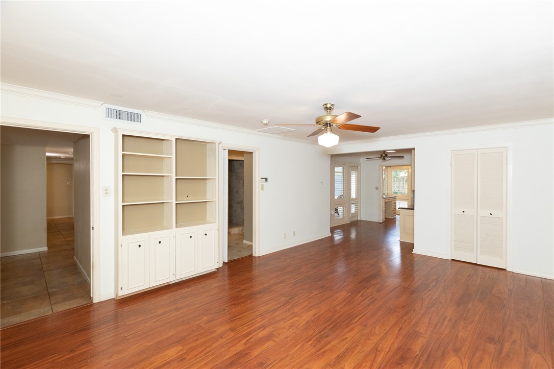 414 Barracuda Place Corpus Christi TX 78411