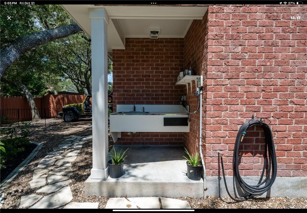 113 Cherry Hills Drive Rockport TX 78382