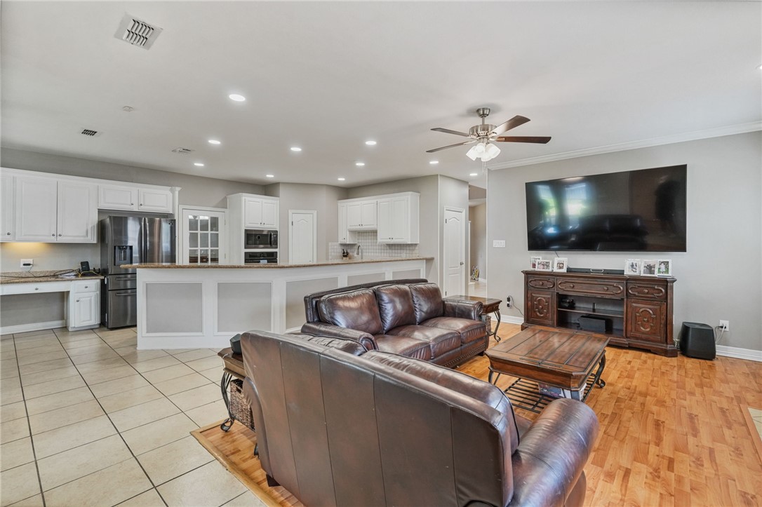 7813 Charlero Drive Corpus Christi TX 78414