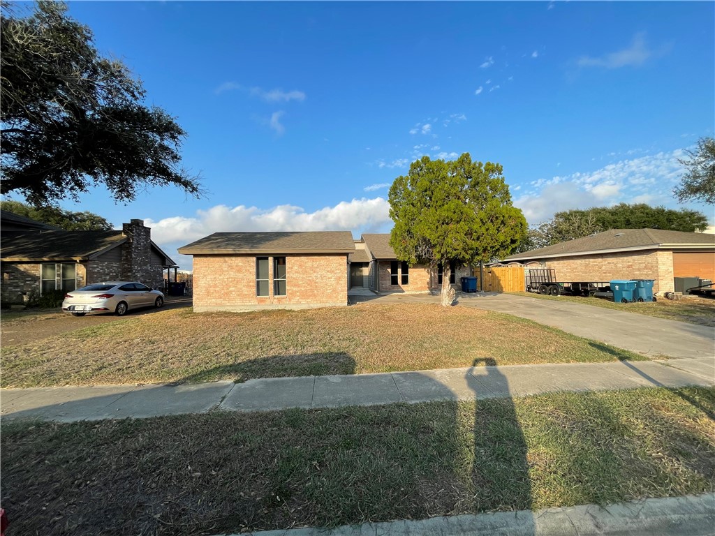 2020 Oak Ridge Drive Portland TX 78374
