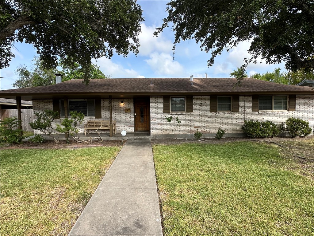 1030 Burkshire Drive Corpus Christi TX 78412