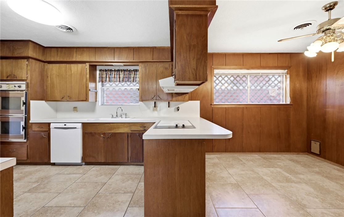 753 Burkshire Drive Corpus Christi TX 78412