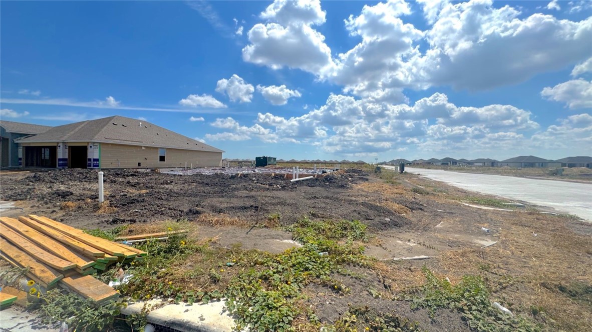 1465 Rhaegal Street Corpus Christi TX 78415