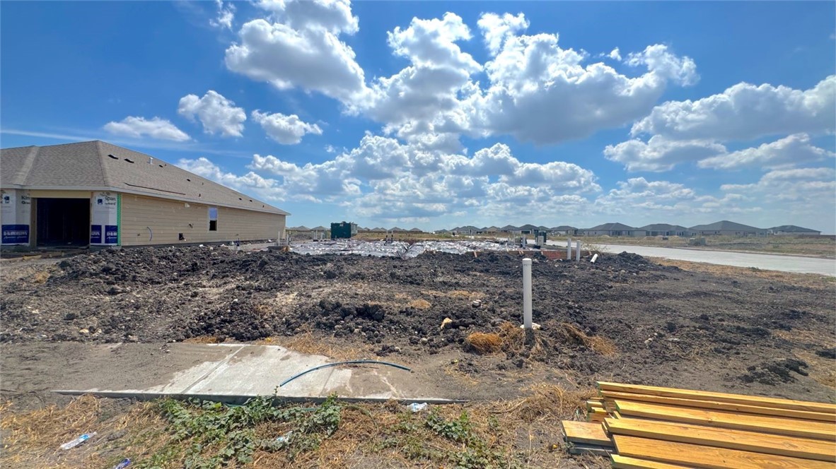 1465 Rhaegal Street Corpus Christi TX 78415
