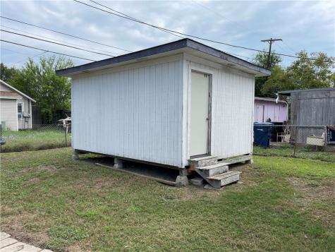 2504 Goliad Street Corpus Christi TX 78405