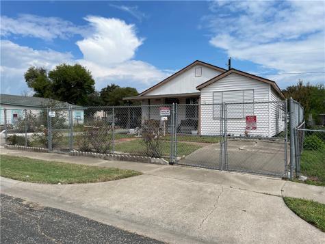 2504 Goliad Street Corpus Christi TX 78405