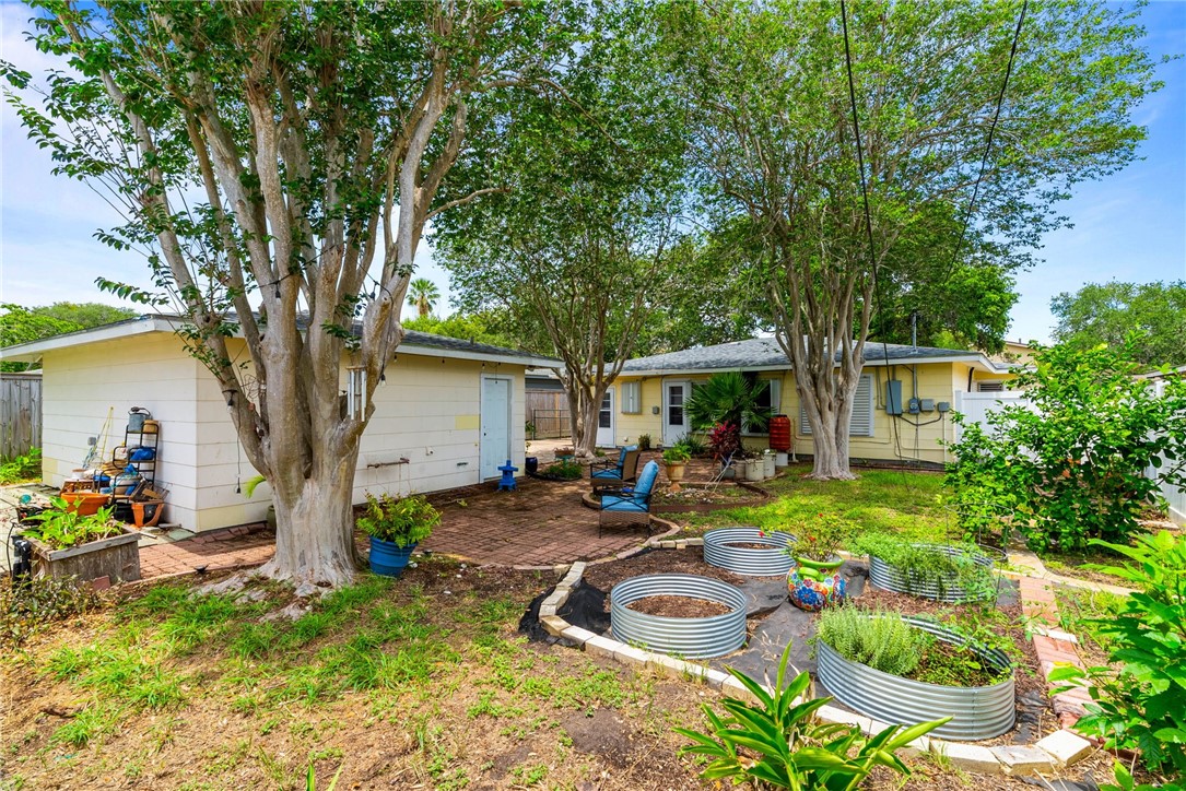 941 Grant Place Corpus Christi TX 78411
