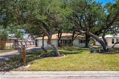23 S Lake Drive Rockport TX 78382