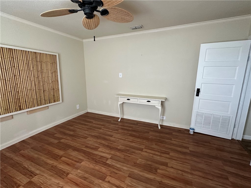230 Lola Johnson Corpus Christi TX 78418