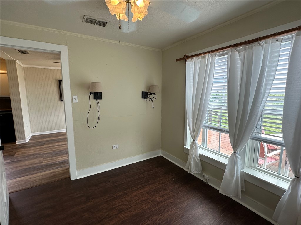 230 Lola Johnson Corpus Christi TX 78418