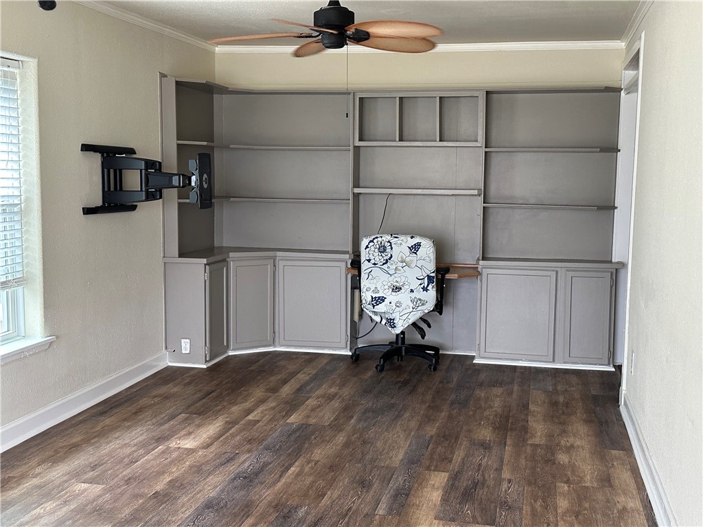 230 Lola Johnson Corpus Christi TX 78418