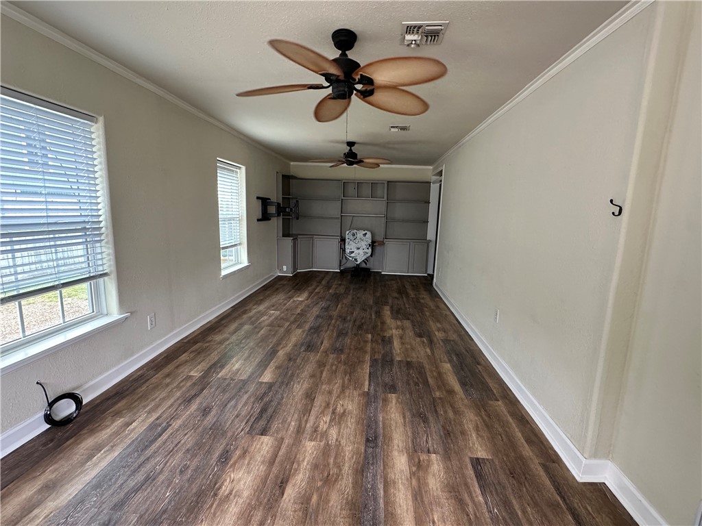 230 Lola Johnson Corpus Christi TX 78418