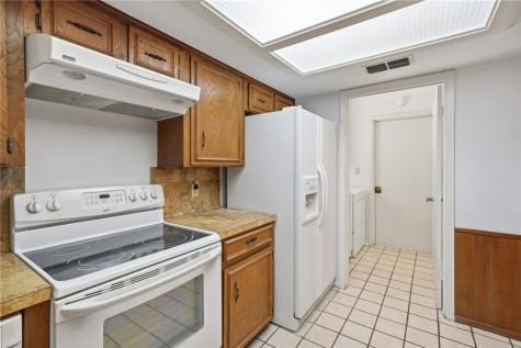 2486 Oak Park Ingleside TX 78362