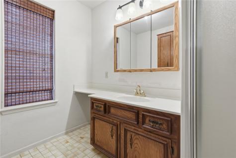 2486 Oak Park Ingleside TX 78362