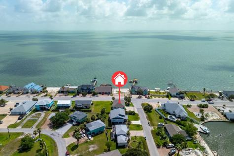 1819 Bay Shore Drive Rockport TX 78382