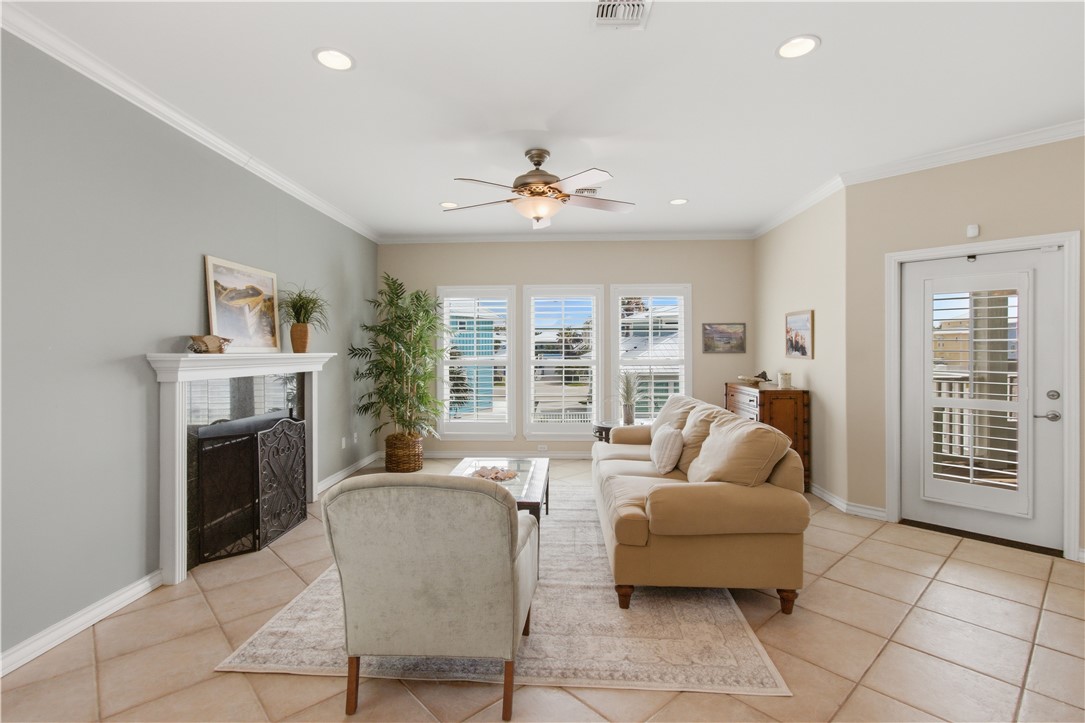223 Keewaydin Lane Port Aransas TX 78373