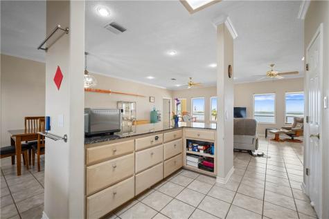 130 Bay Harbor Drive 4 Aransas Pass TX 78336