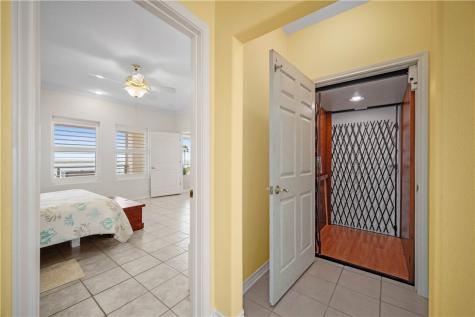 130 Bay Harbor Drive 4 Aransas Pass TX 78336
