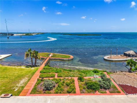 130 Bay Harbor Drive 4 Aransas Pass TX 78336