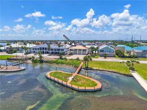 130 Bay Harbor Drive 4 Aransas Pass TX 78336