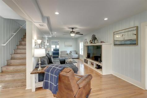1010 First Street Bayside TX 78340