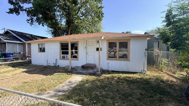 2534 Tarlton Street Corpus Christi TX 78416