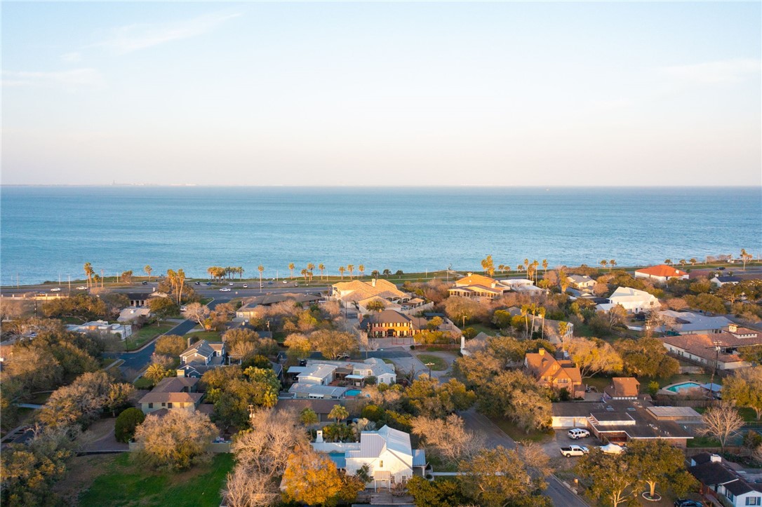 214 Chandler Lane Corpus Christi TX 78404