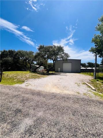 312 Traylor Avenue Rockport TX 78382