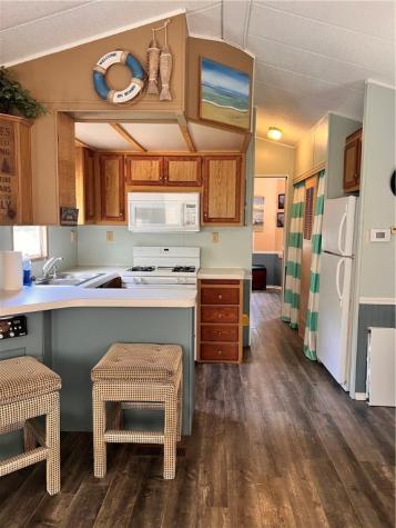 312 Traylor Avenue Rockport TX 78382