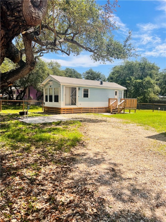 312 Traylor Avenue Rockport TX 78382