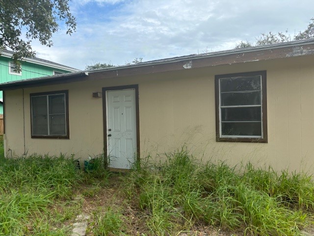 1122 N Verne Street Rockport TX 78382