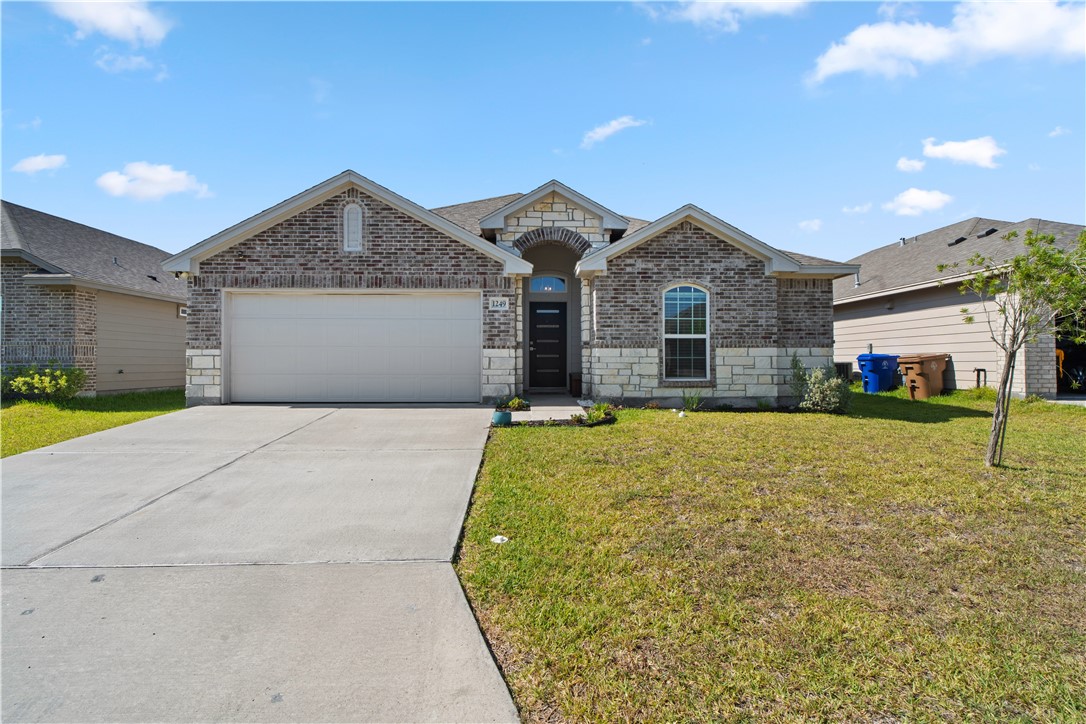 1249 Thames Chase Drive Corpus Christi TX 78415