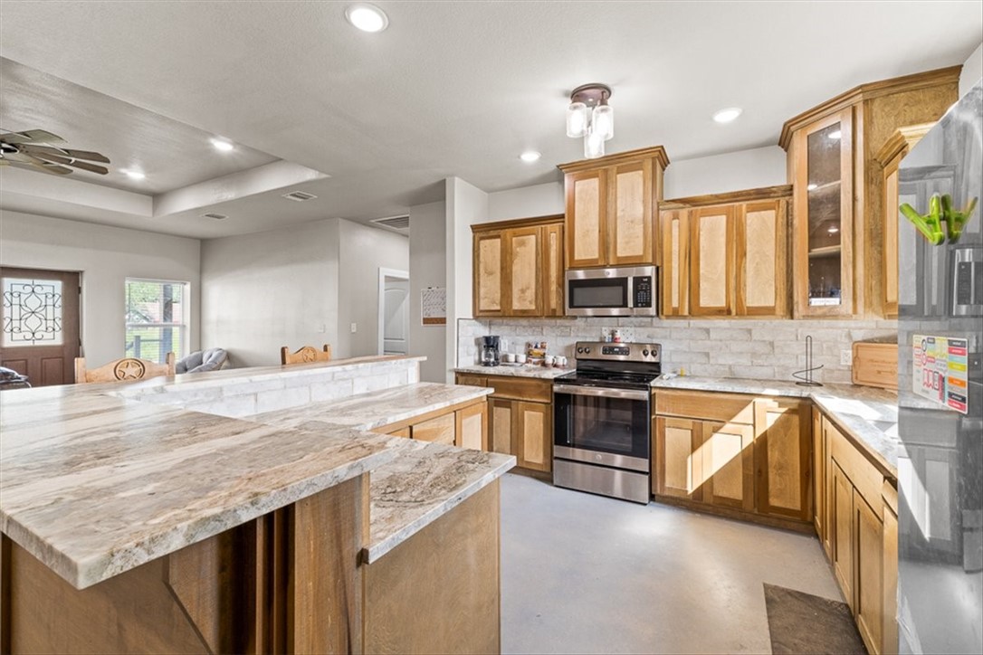 207 S Charles Street George West TX 78022