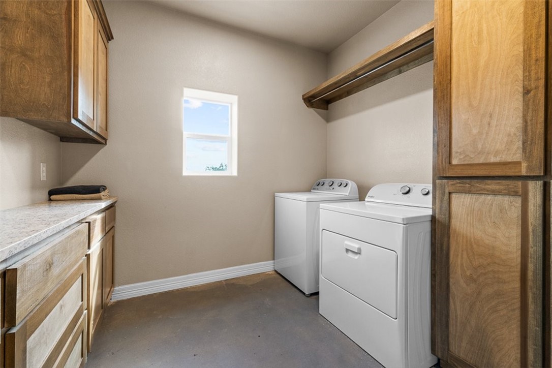 207 S Charles Street George West TX 78022