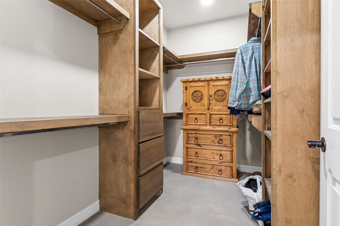 207 S Charles Street George West TX 78022