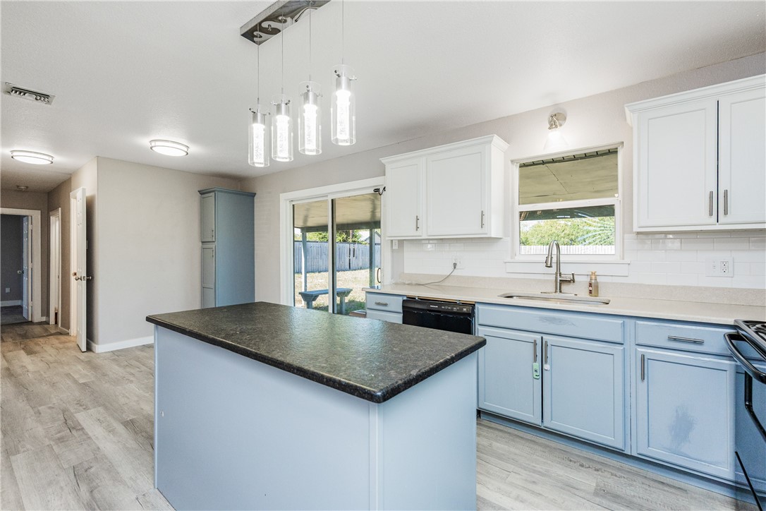 338 Belmont Dr SW Corpus Christi TX 78418