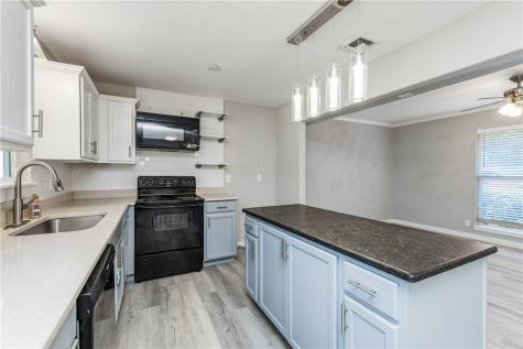 338 Belmont Drive SW Corpus Christi TX 78418