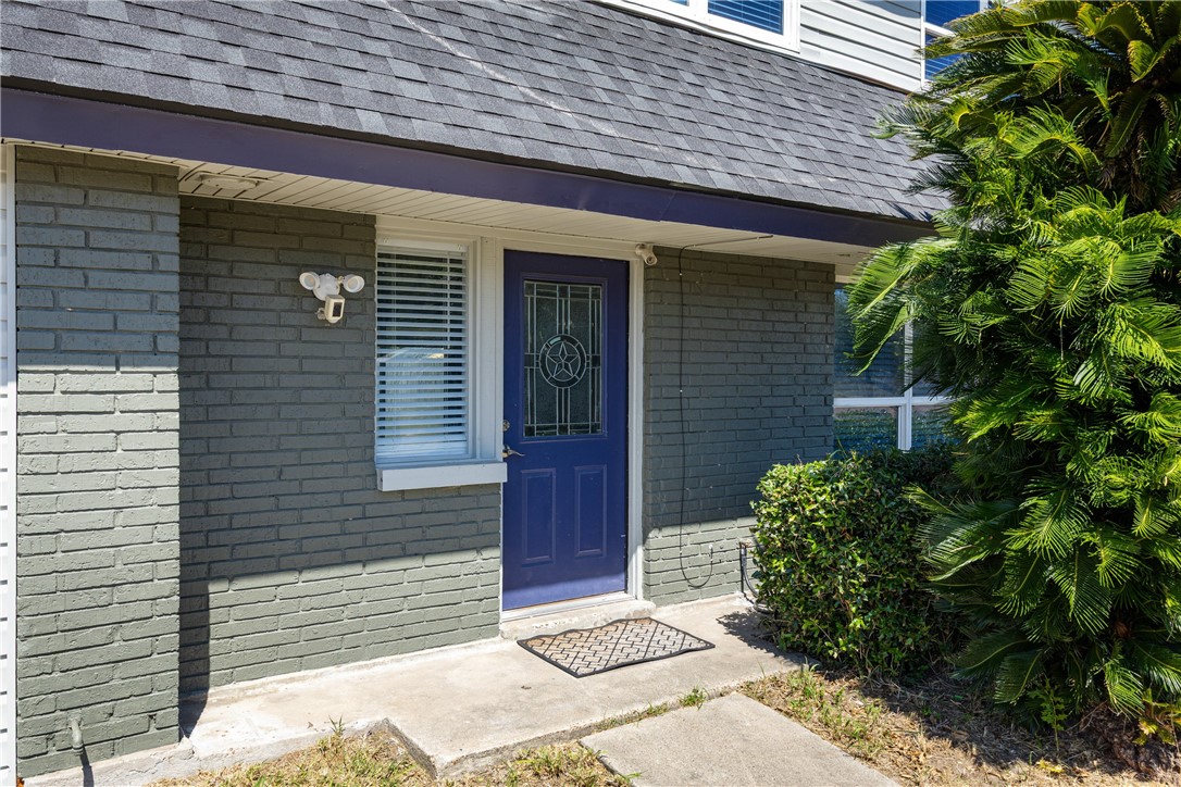 338 Belmont Dr SW Corpus Christi TX 78418
