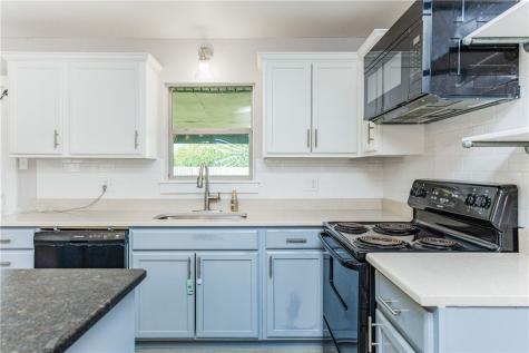 338 Belmont Drive SW Corpus Christi TX 78418