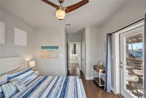 147 W Brundrett Avenue Port Aransas TX 78373